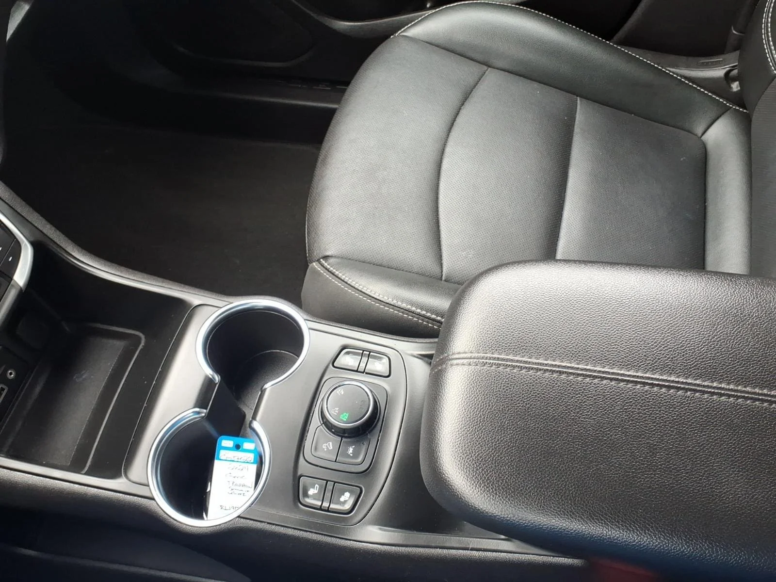 Used 2024 Summit White GMC SLT image 20