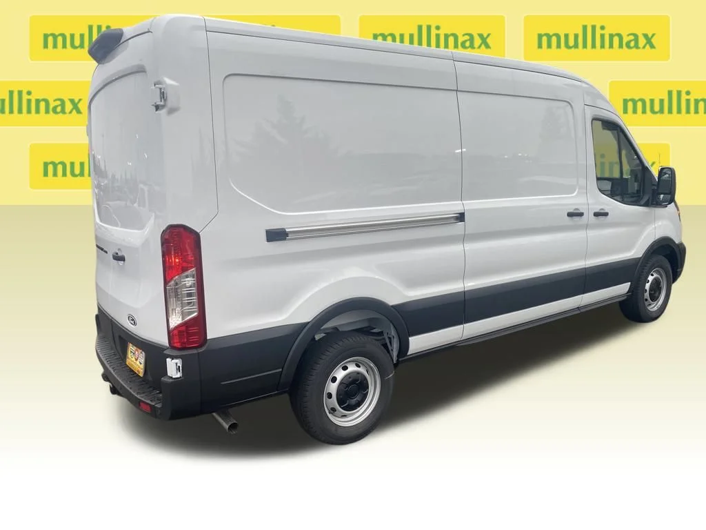 New 2026 White Ford Base image 3
