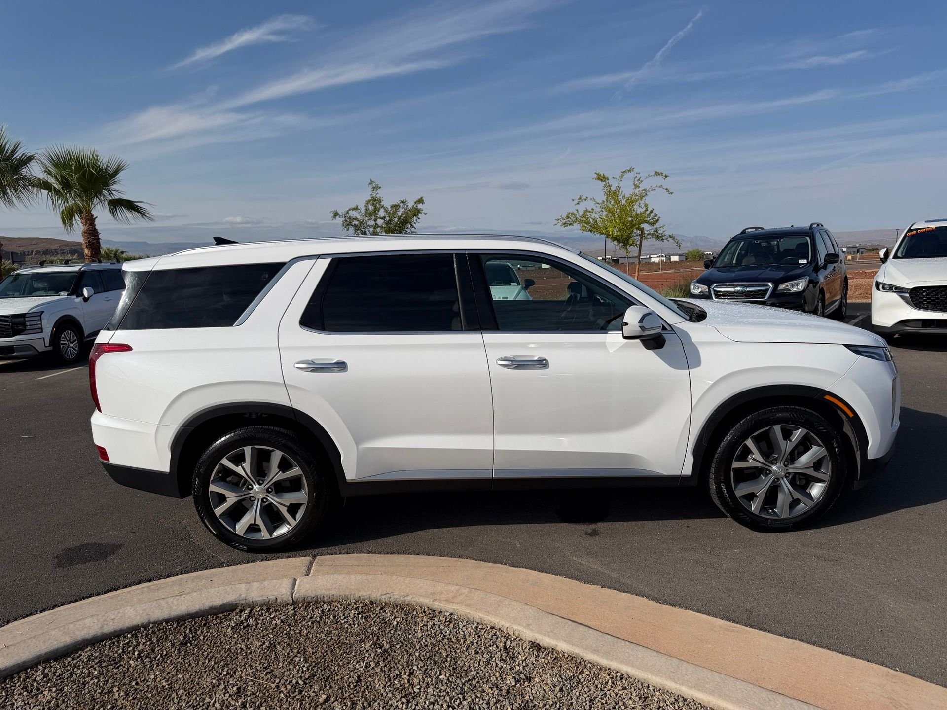 Used 2021 White Hyundai SEL image 5