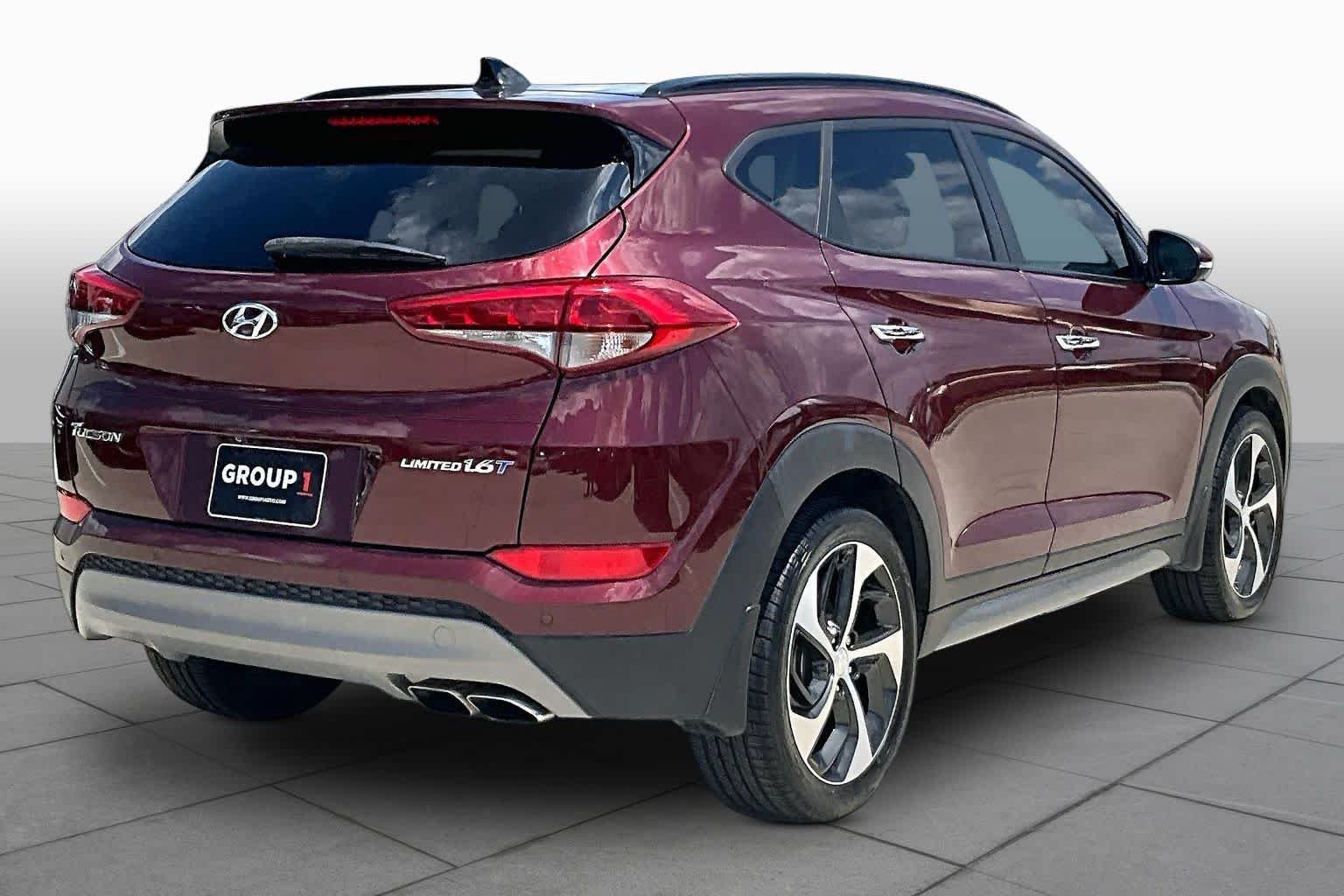 Used 2017 Ruby Wine Hyundai Limited image 13