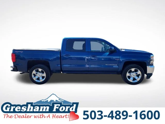 Used 2017 Deep Ocean Blue Metallic Chevrolet LT image 12