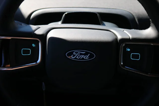 New 2027 Nocturnal Blue Metallic Ford MAX Platinum image 15