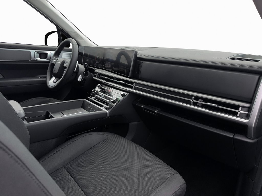 New 2027 White Hyundai SE image 22