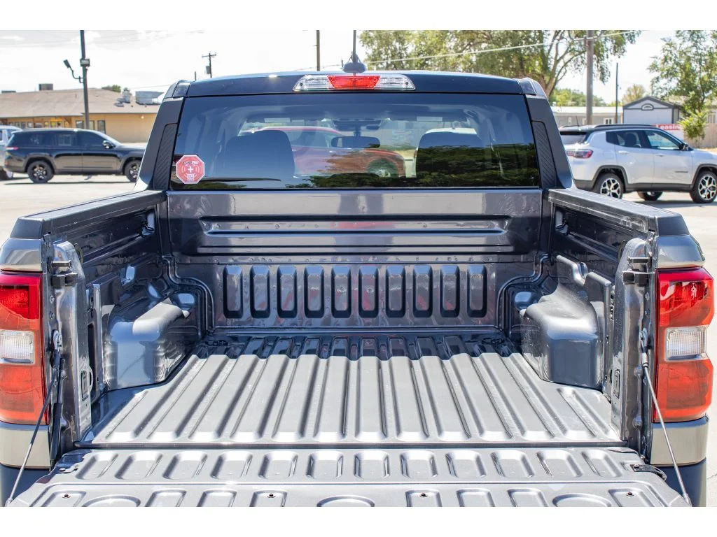 Used 2025 Carbonized Gray Metallic Ford XLT image 12