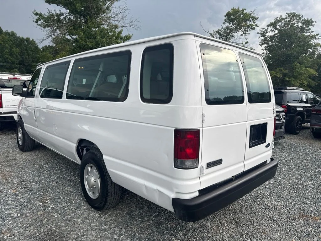 Used 2008  Ford XLT image 4