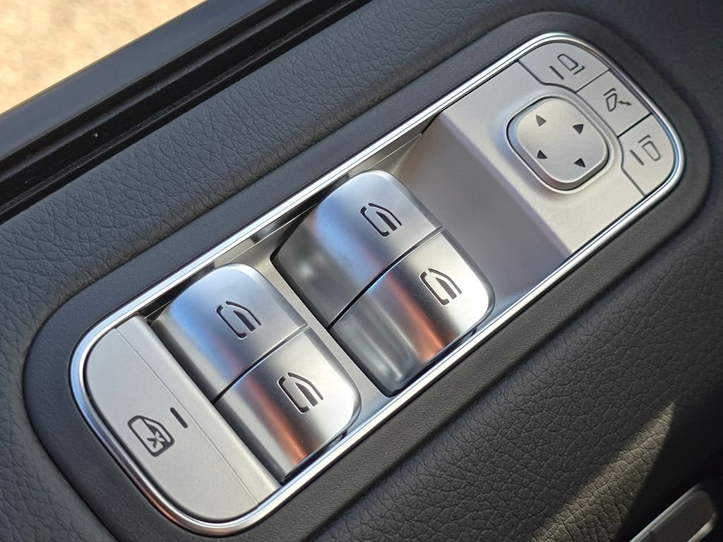 New 2027 MANUFAKTUR Monza Grey Magno Mercedes-Benz G 63 AMG® image 27