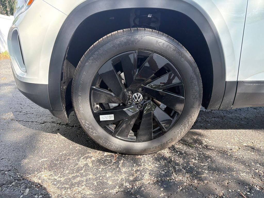 New 2026  Volkswagen 2.0T SE w/Technology image 25
