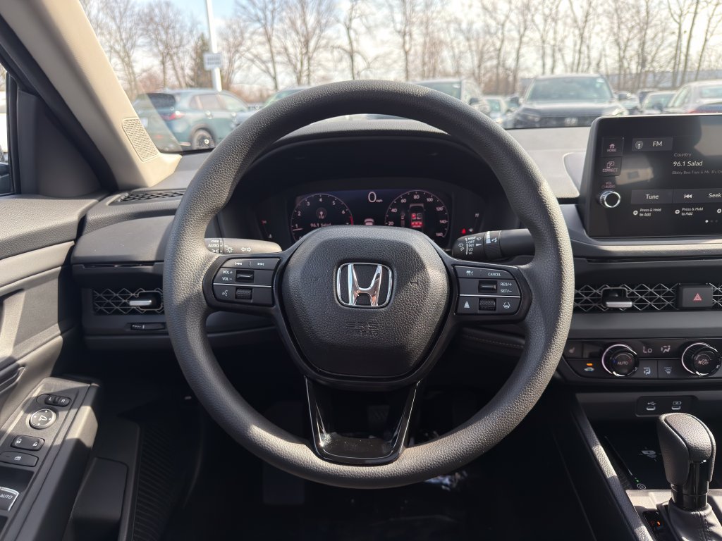 New 2026 Meteorite Gray Metallic Honda SE image 13