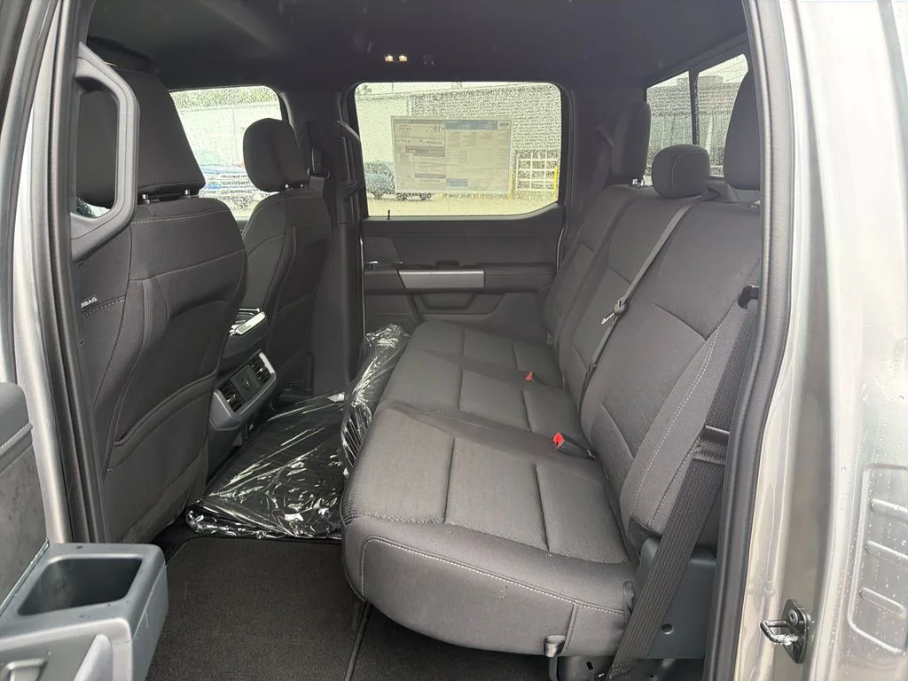 New 2026 Iconic Silver Metallic Ford XLT image 21