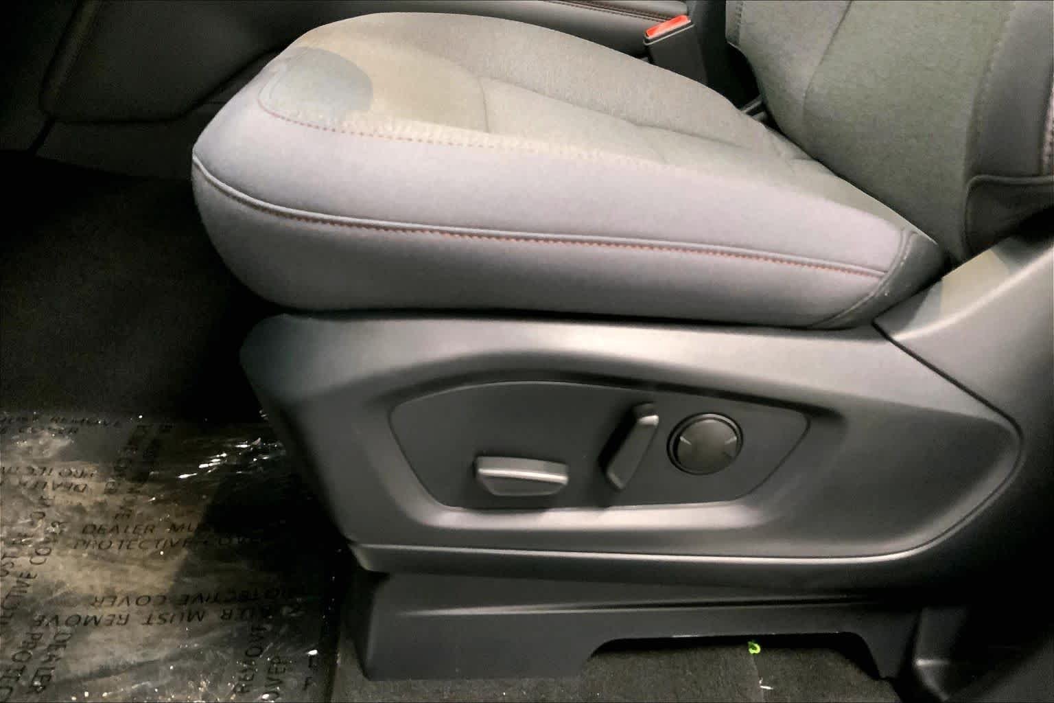 New 2026 Carbonized Gray Metallic Ford Active image 19