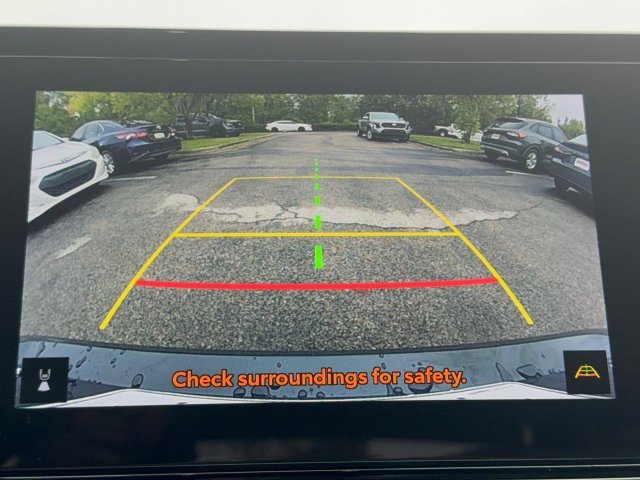 Certified Used 2025  Toyota SE image 23