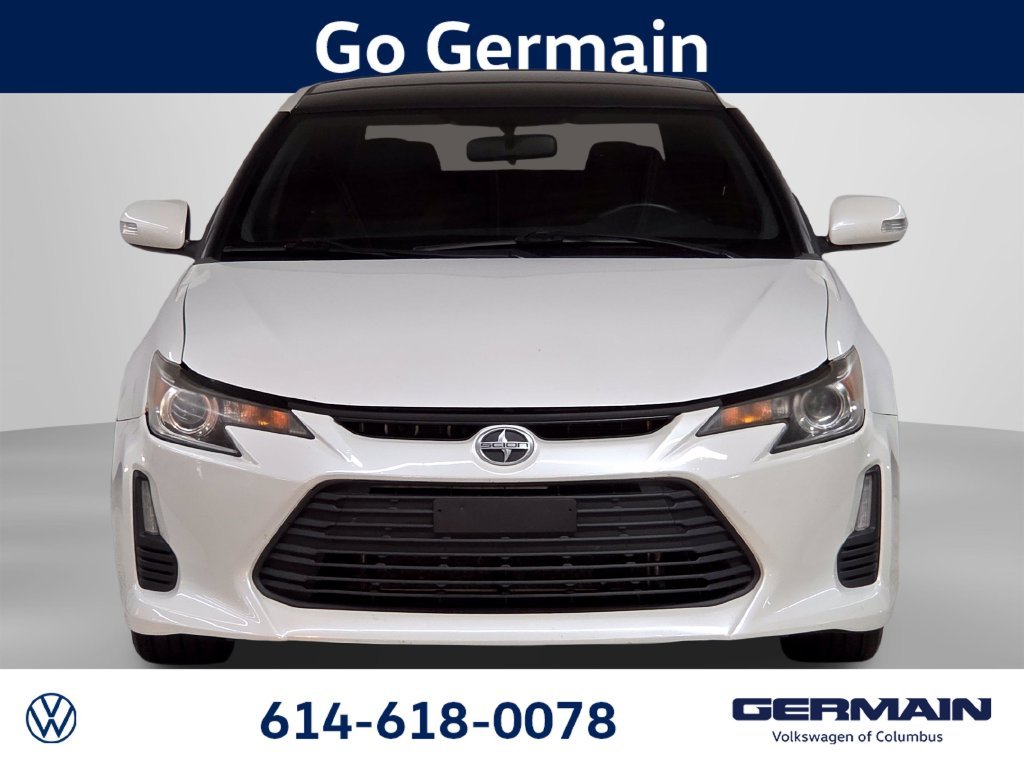 Used 2015 White Scion Base image 3