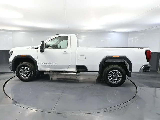 2025 GMC Sierra 3500HD SLE - Photo 11