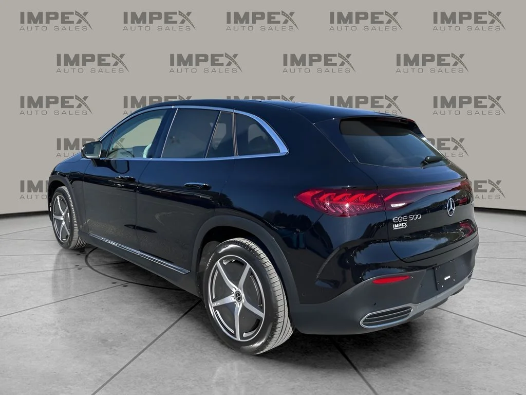 Used 2023 Black Mercedes-Benz 500 SUV image 3