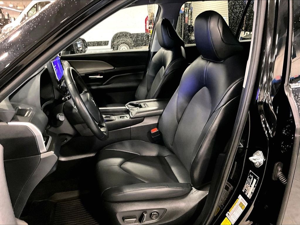 Used 2024 Black Toyota XLE image 10
