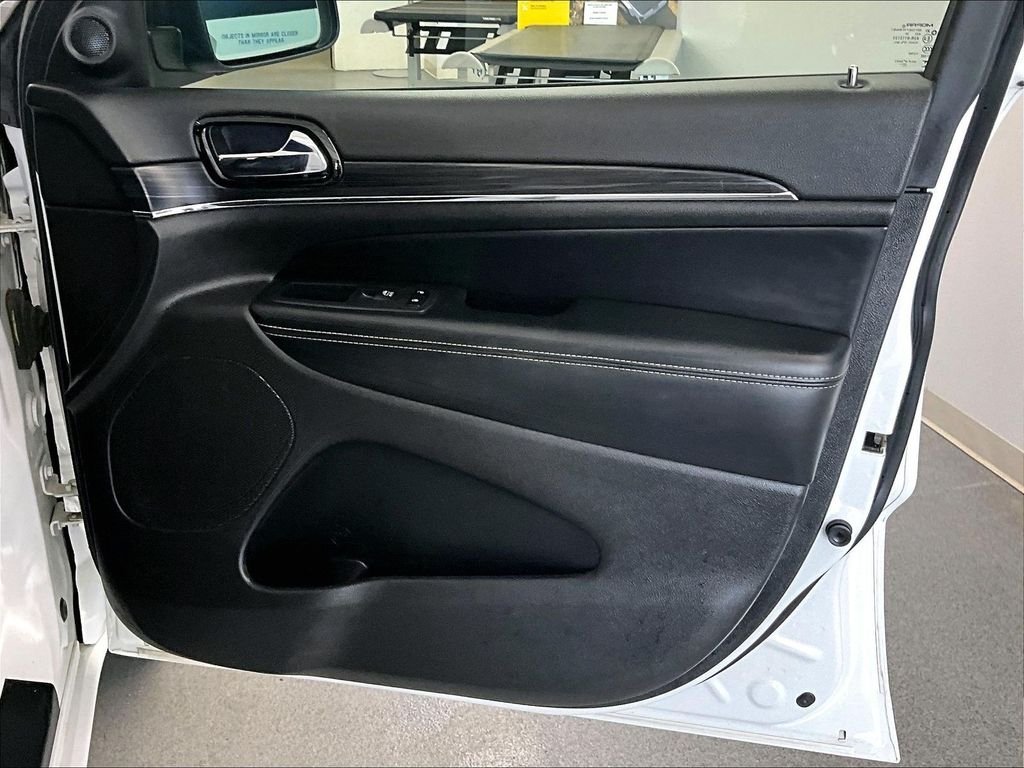 Used 2021 Bright White Clearcoat Jeep Limited image 12