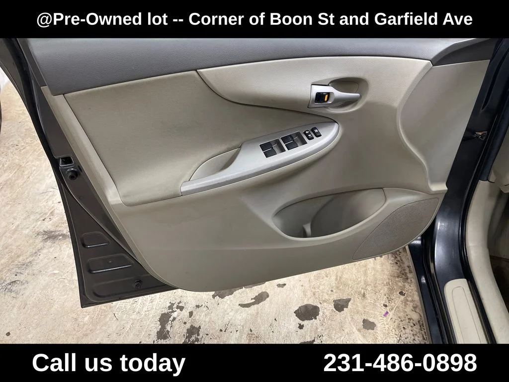 Used 2010 Gray Toyota LE image 15