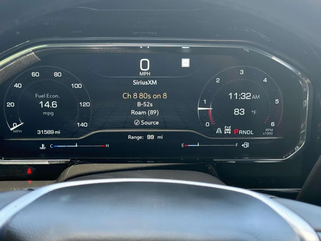 Used 2023 Summit White GMC Elevation image 16