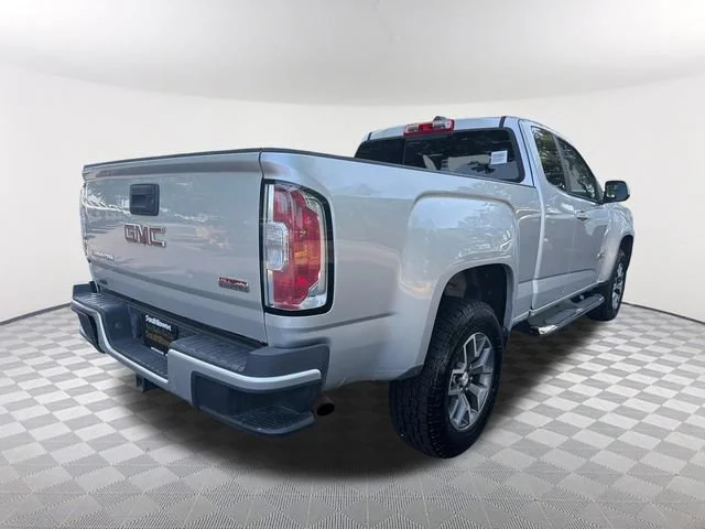Used 2016 QUICKSILVER METALLIC GMC 4WD SLE image 5