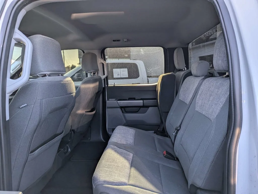 Certified Used 2023 Oxford White Ford XLT image 10