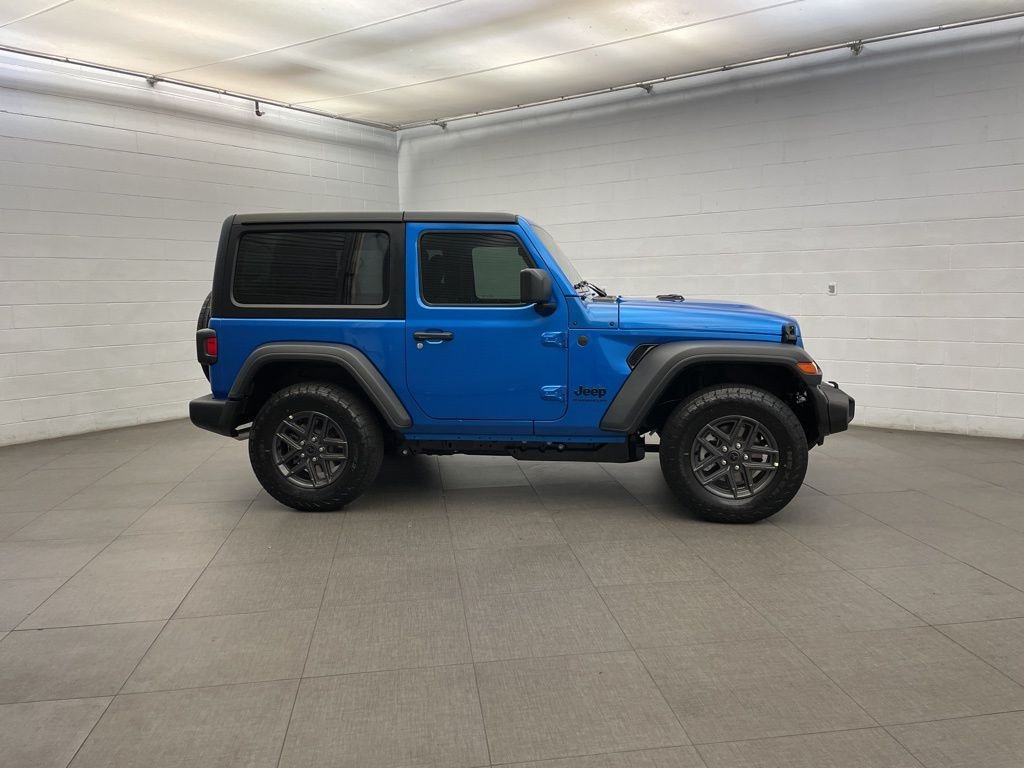 New 2026 Hydro Blue Pearl-Coat Exterior Paint Jeep Sport S image 2
