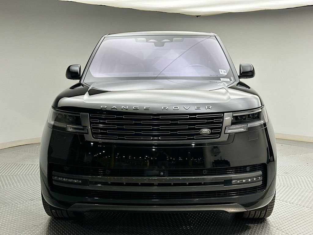 Used 2023 Santorini Black Metallic Land Rover SE image 16