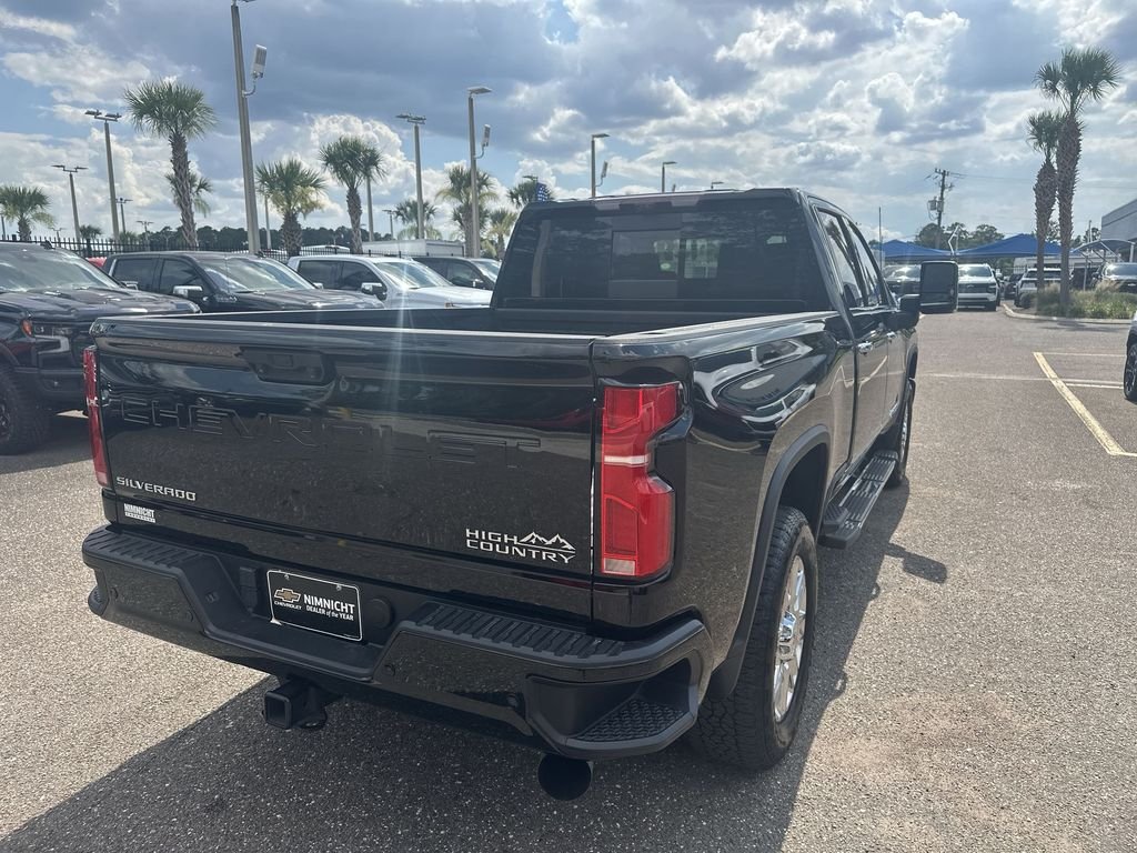 Used 2024 Black Chevrolet High Country image 16