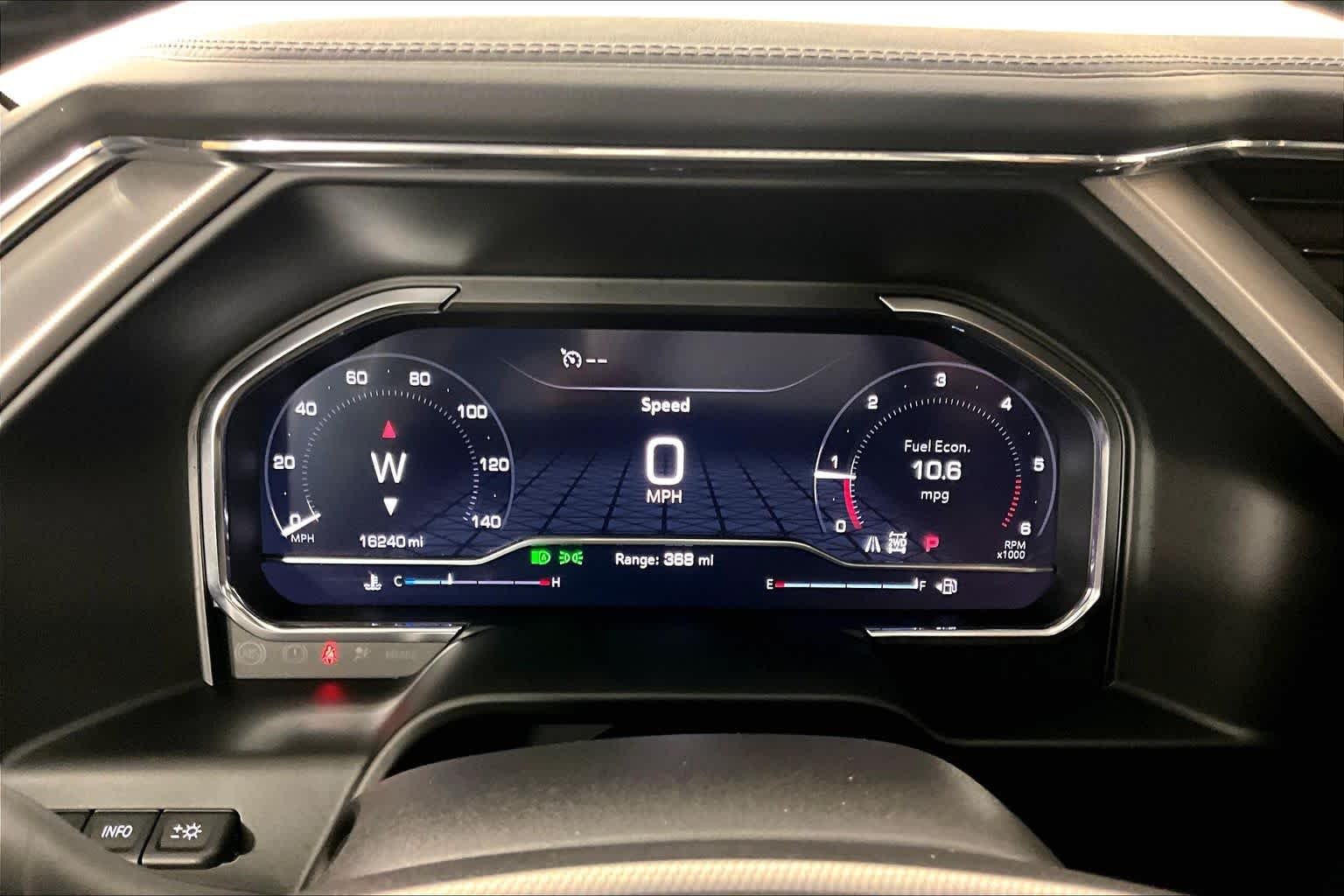 Used 2025 Onyx Black GMC Denali image 25