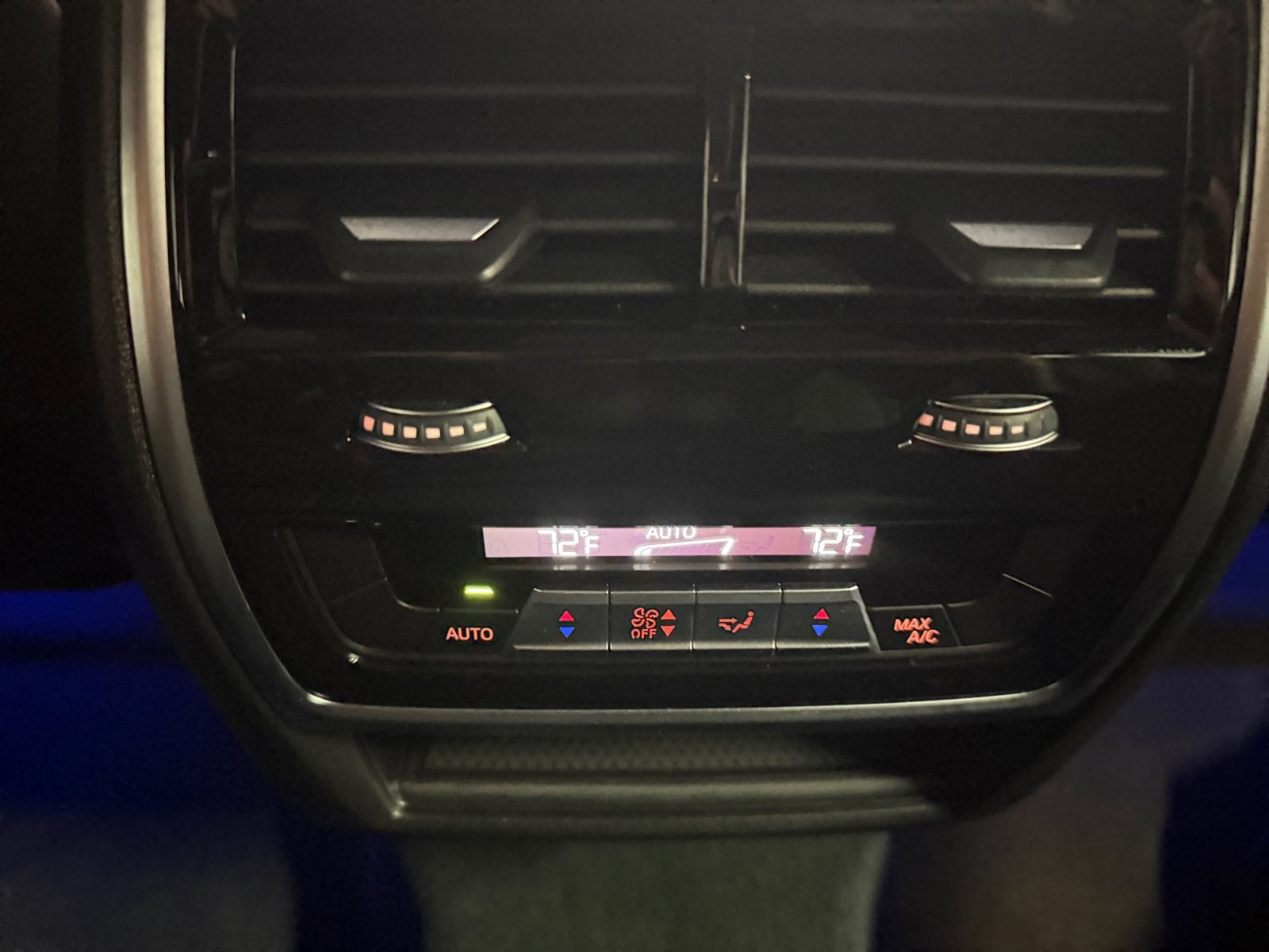 Used 2021 Jet Black BMW sDrive40i image 22