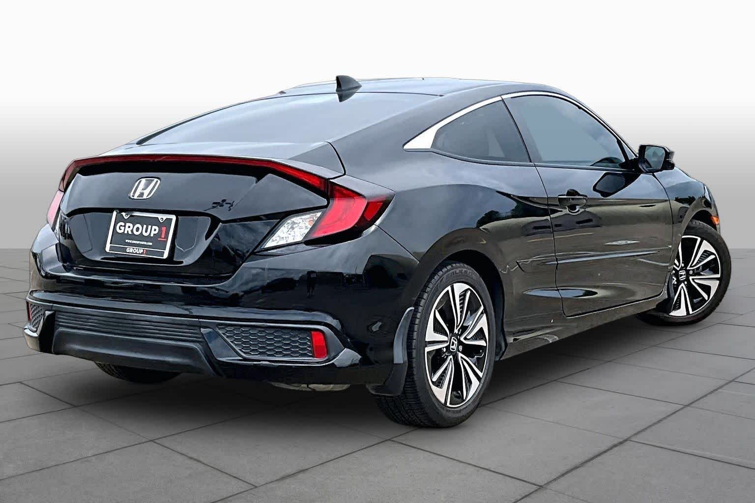 Used 2018 Crystal Black Pearl Honda EX-L image 12