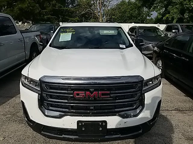 Used 2021 White GMC AT4 image 8