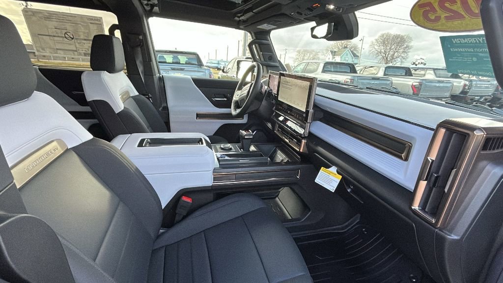 New 2025 Interstellar White GMC 2X image 24