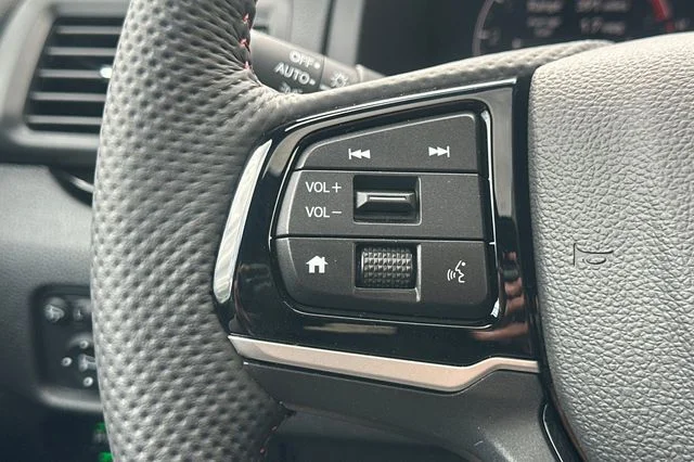 New 2026 Sonic Gray Pearl Honda Black Edition Two-Tone image 24