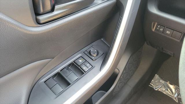 Certified Used 2024 MAGNETIC GRAY MET. Toyota  image 18