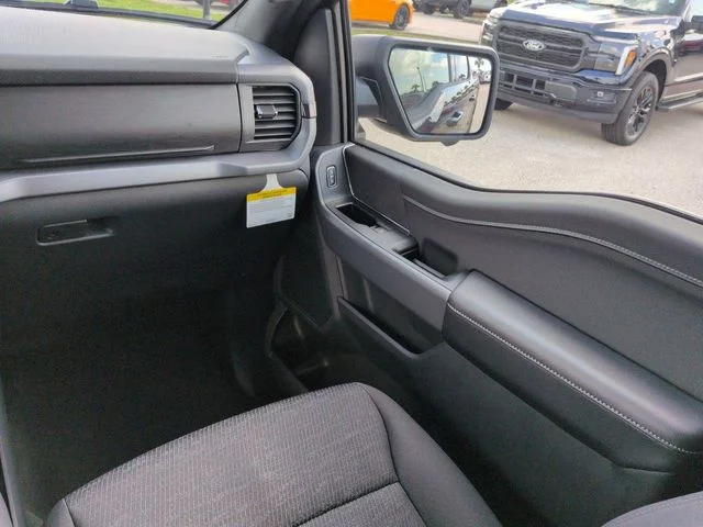 New 2026 Antimatter Blue Metallic Ford XLT image 17