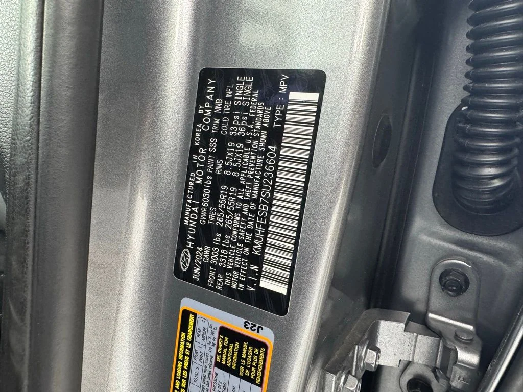 Used 2025 Silver Genesis 2.5T image 35