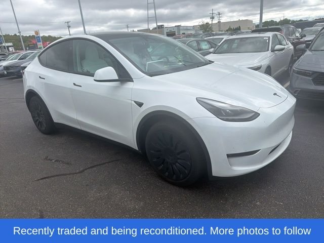 2024 Tesla Model Y Long Range Dual Motor All-Wheel Drive's photo