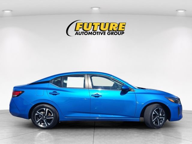 Used 2025 Blue Nissan SV image 3