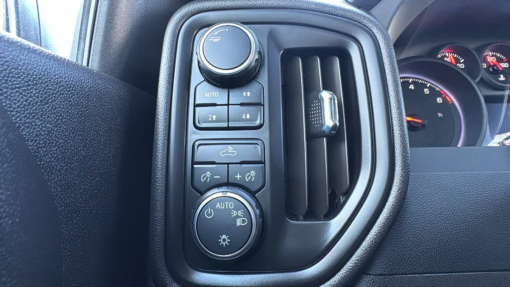 Used 2023 SUMMIT WHITE Chevrolet Custom Trail Boss image 30