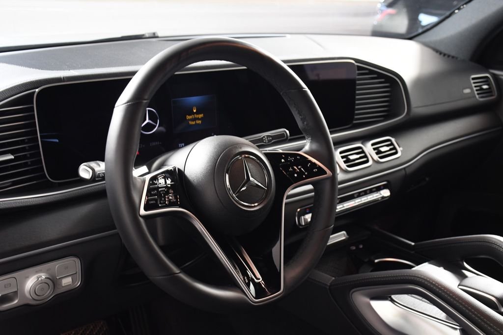 2024 Mercedes-Benz GLS Base - Photo 13