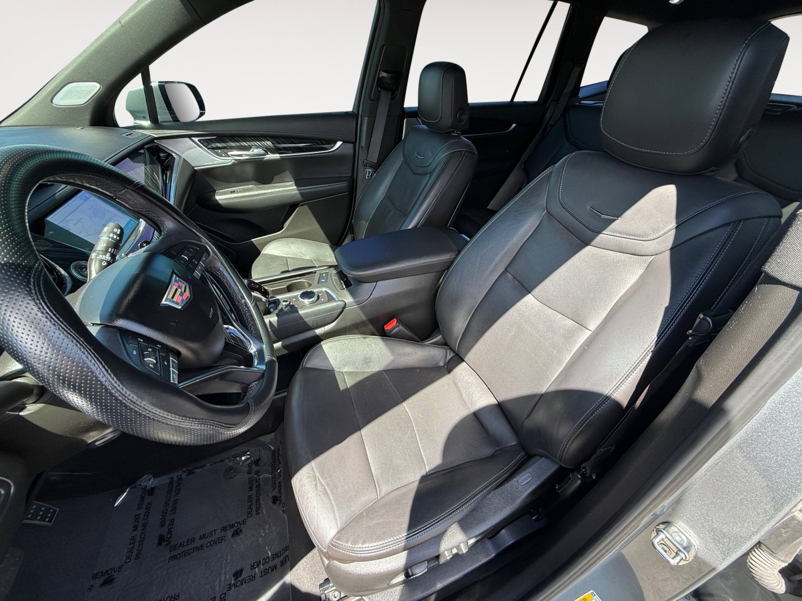 Used 2023 Argent Silver Metallic Cadillac Premium Luxury image 10