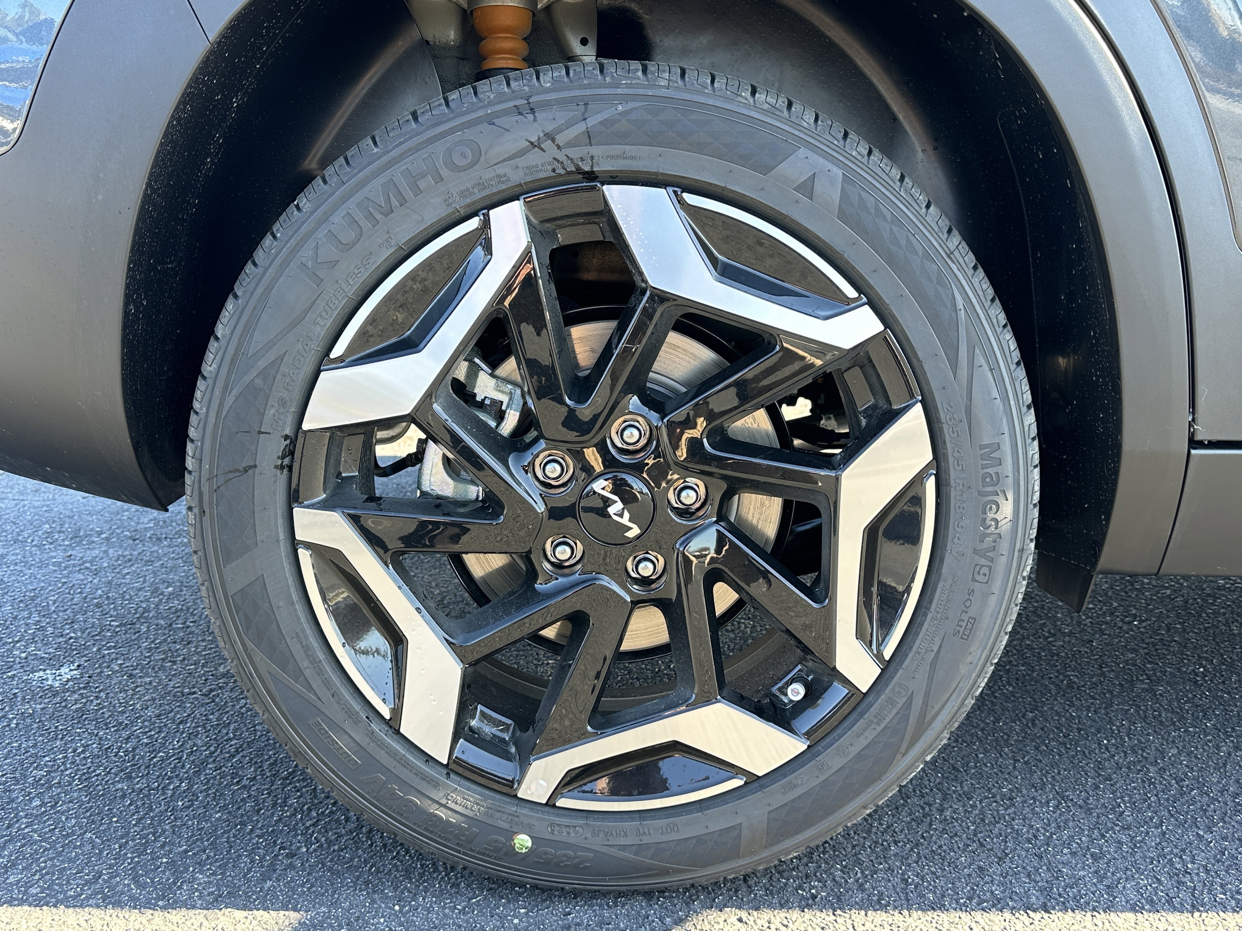 New 2026 Gravity Gray Kia SX image 18