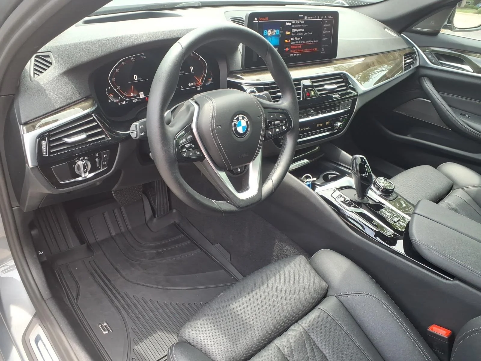 Used 2023 Skyscraper Gray Metallic BMW 530i image 26