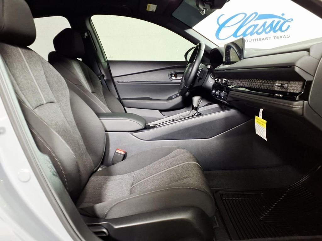 Used 2025 Gray Honda Sport image 11