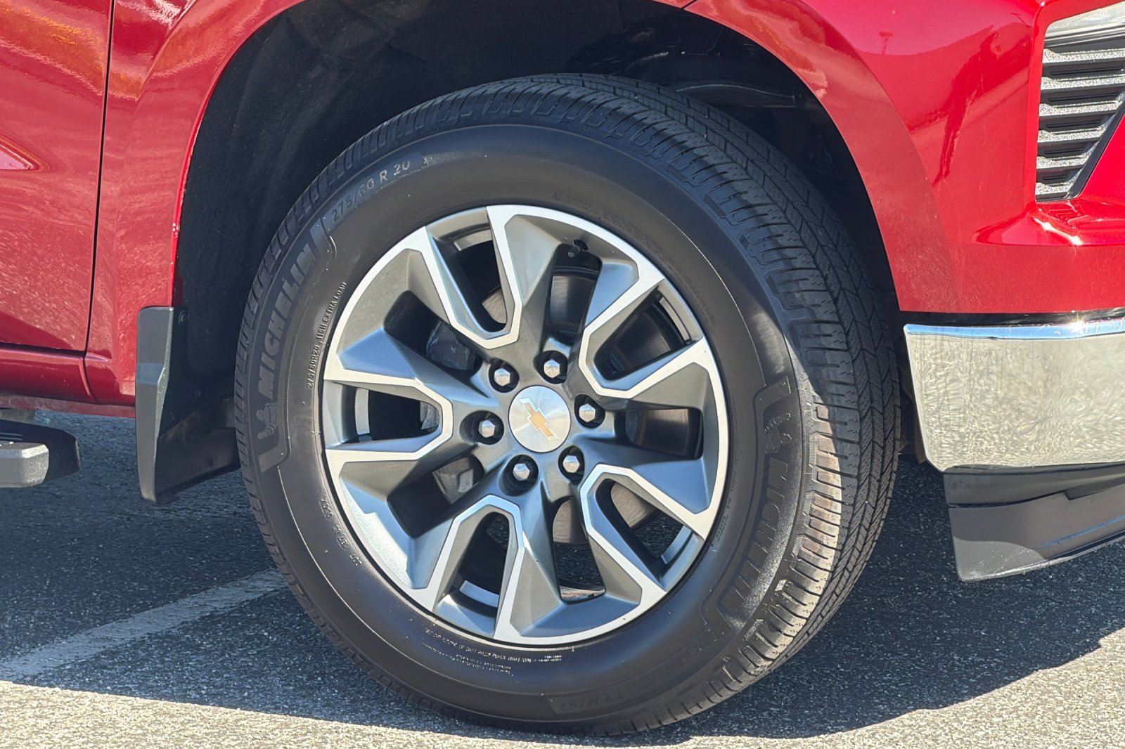 Used 2024 Red Chevrolet LT image 37