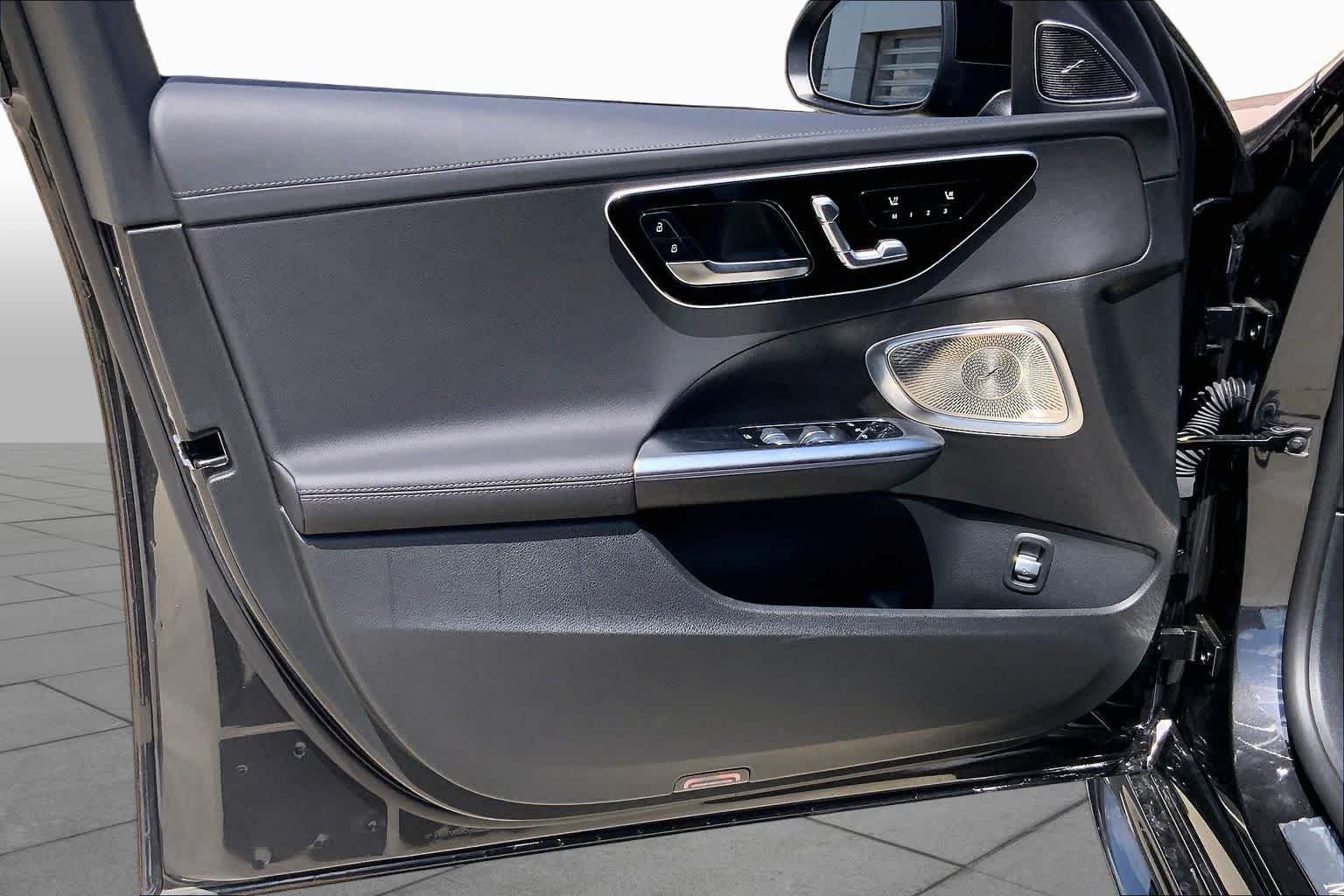 New 2026 Graphite Grey Metallic Mercedes-Benz C 300 image 10