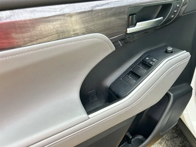 Used 2021 White Toyota Limited image 34