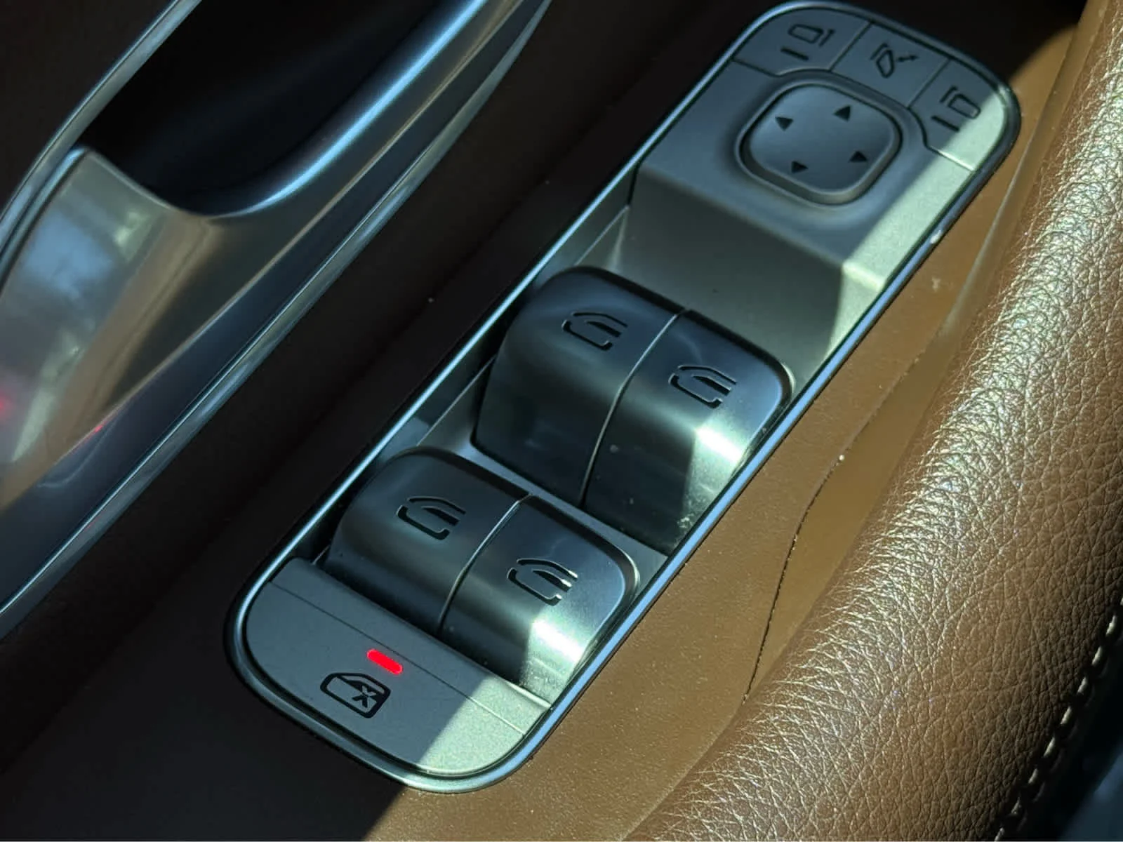 Used 2024 MANUFAKTUR Alpine Grey Mercedes-Benz GLS 580 image 19