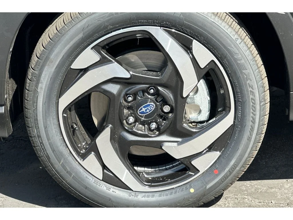 New 2026 CRYSTAL BLACK SILICA Subaru Limited Hybrid image 24