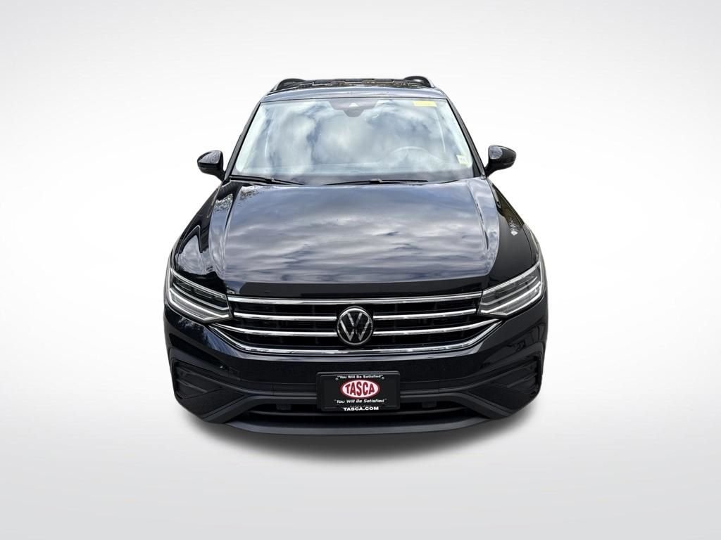 Used 2024  Volkswagen 2.0T S image 3